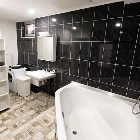 Hostel Vojnik * Vojnik