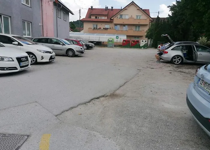 Hostel Vojnik * Vojnik