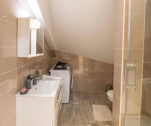 Хостел Hostel Vojnik *